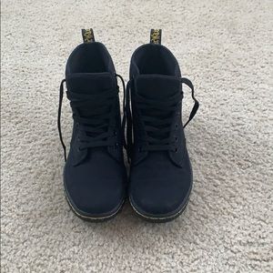 Women’s Dr Martens Shoreditch
